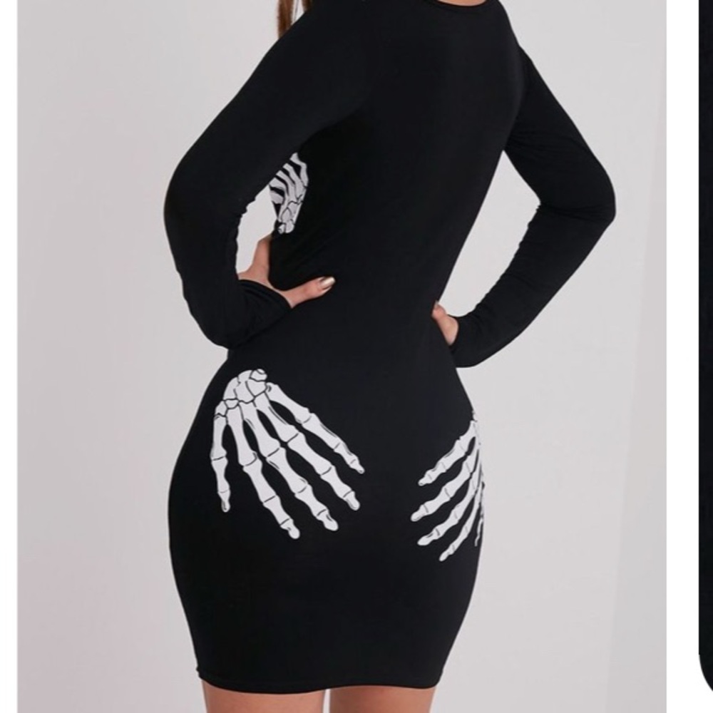 Skeleton Dress - Picture 2 of 4